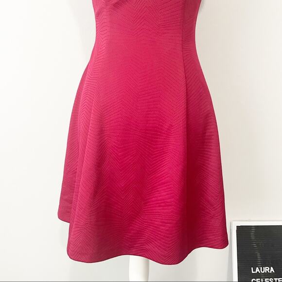 Guess red fit and flare dress mesh sleeveless cut out size 0 - Picture 3 of 9